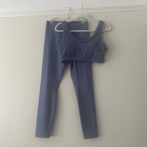 Alo infinity blue bra and legging set